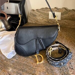 Black Saddle Bag